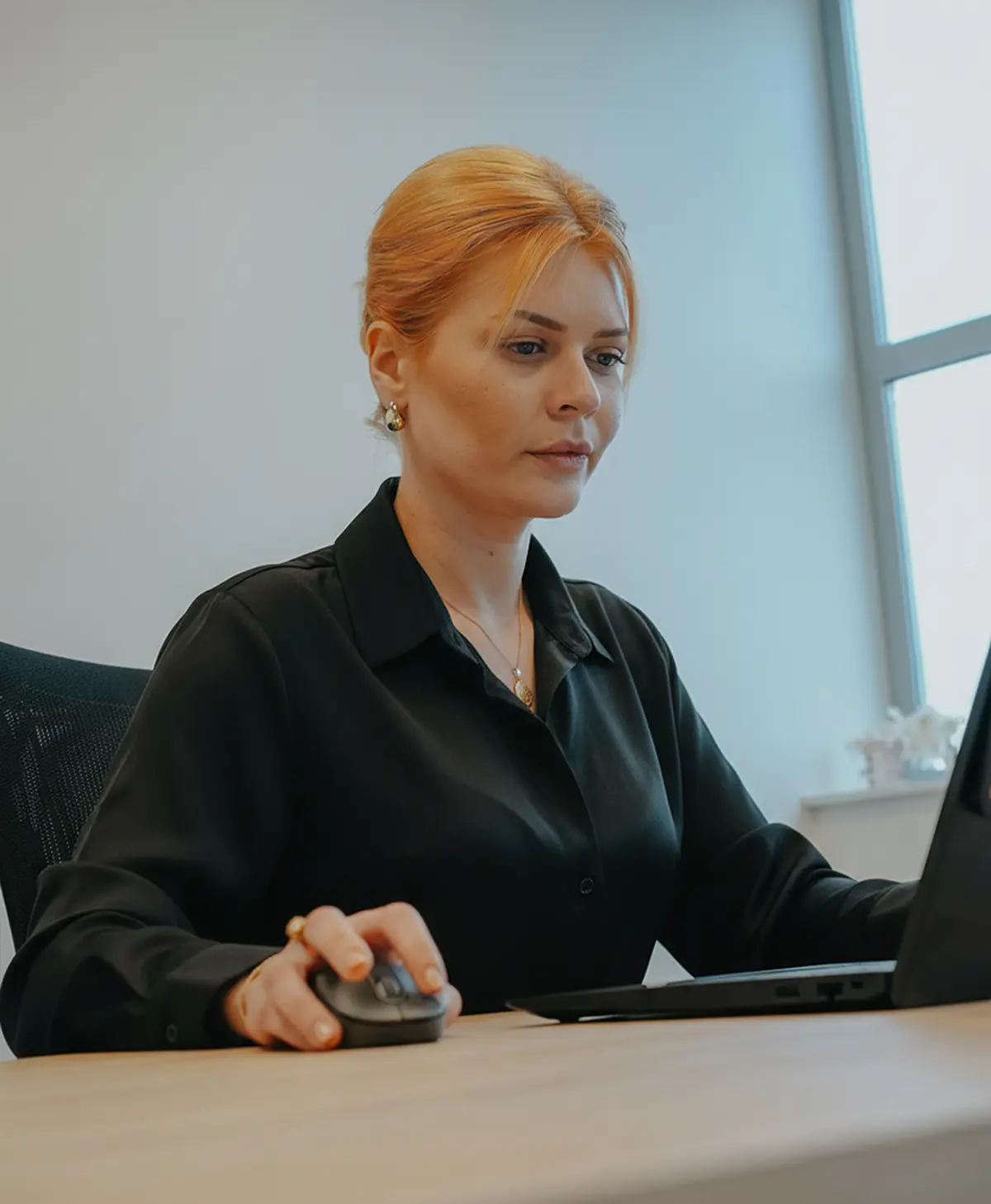 Elke - Sales Representative